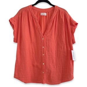 NWT Velvet by Graham and Spencer Gauze Button Up Blouse Size Small